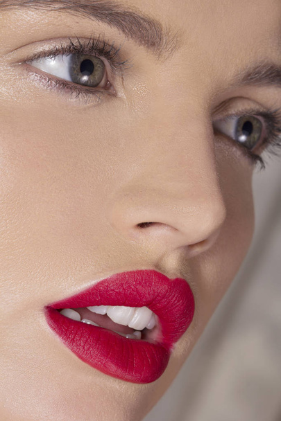 Sexy lipstick lips - Zdjęcie, obraz