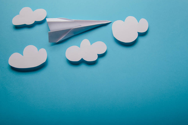 Paper plane, blue background - Photo, Image