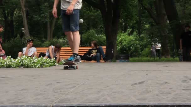 skateboarders - Πλάνα, βίντεο