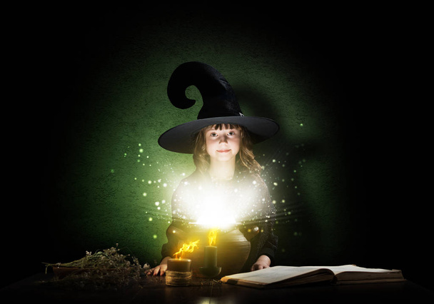 Little Halloween witch  - Fotoğraf, Görsel