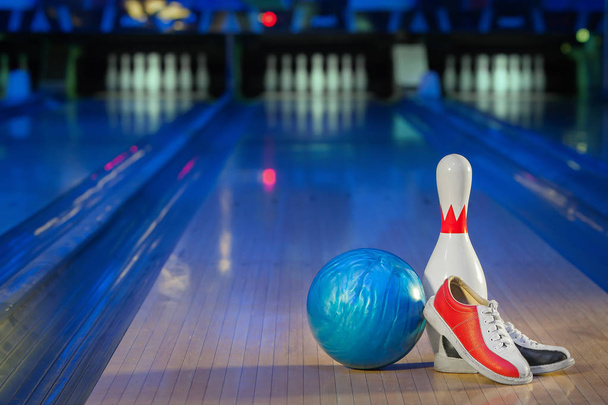 shoes, bowling pin and ball for bowling game - Fotoğraf, Görsel