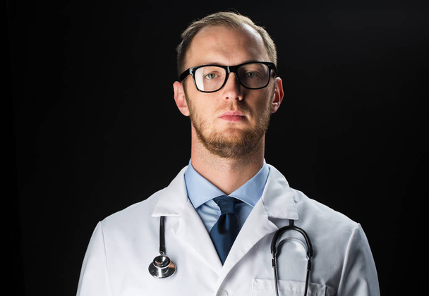 close up of doctor in white coat with stethoscope - Foto, Imagem