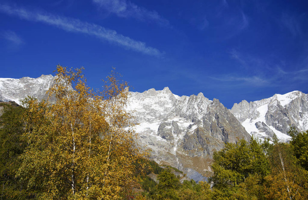  Les Alpes Montagnes
 - Photo, image