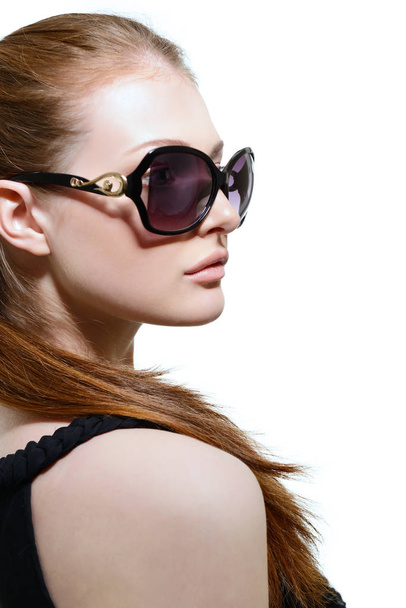 Beautiful woman in sunglasses - Фото, изображение