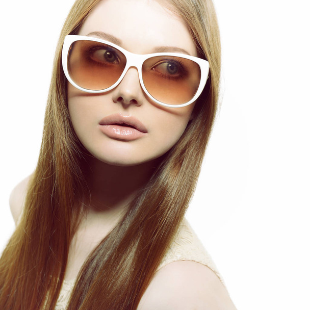 Beautiful woman in sunglasses - Photo, Image