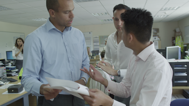Irodai alkalmazottak üzleti találkozó - Felvétel, videó