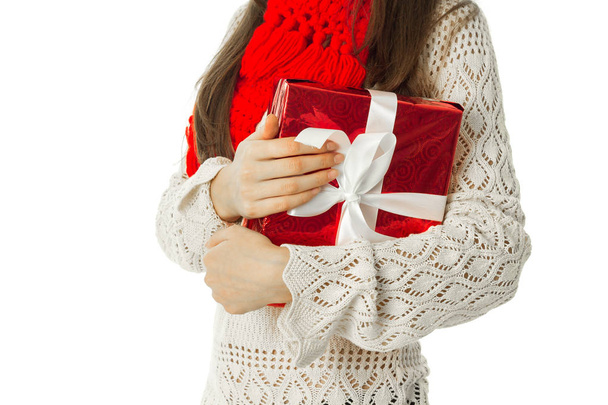woman in warm sweater and red scarf - Foto, imagen