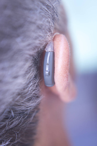 Nowoczesny cyfrowy aparat słuchowy - Zdjęcie, obraz