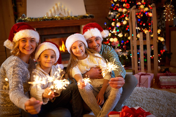 family, Christmas, holidays and people concept  - Zdjęcie, obraz