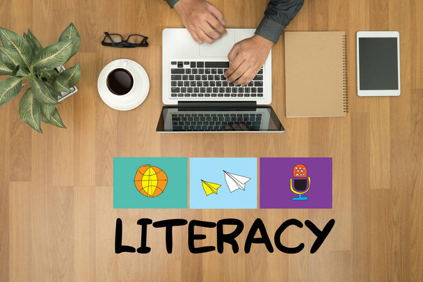 LITERACY Education School Финансовая грамотность к образованию
 - Фото, изображение