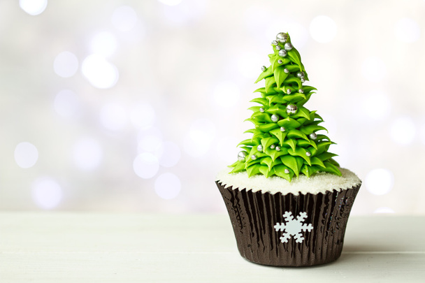 χριστουγεννιάτικο δέντρο cupcake - Φωτογραφία, εικόνα
