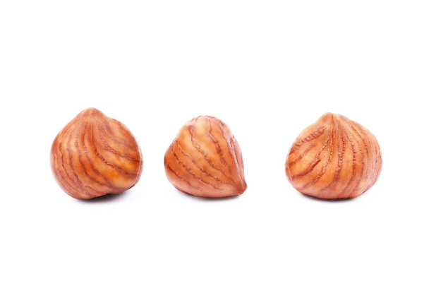 Ryhmä terveellisiä hasselpähkinöitä
 - Valokuva, kuva