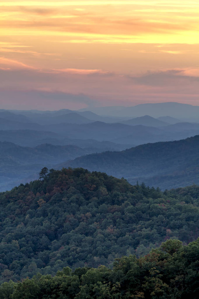 Zakochać się w parku narodowym Great Smoky Mountains - Zdjęcie, obraz