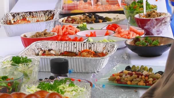 Essen Buffet Catering Dining Eating Party Sharing Konzept - Filmmaterial, Video