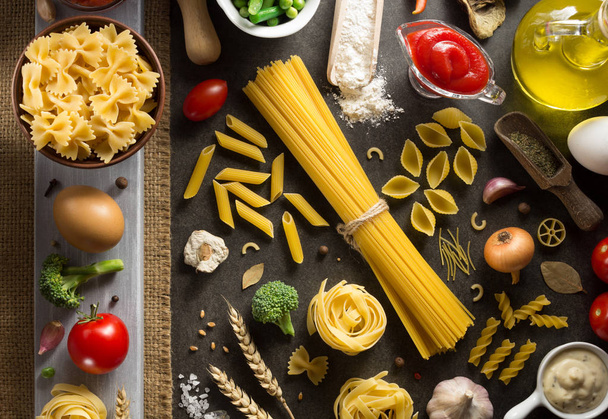 pasta and food ingredient on table - Φωτογραφία, εικόνα
