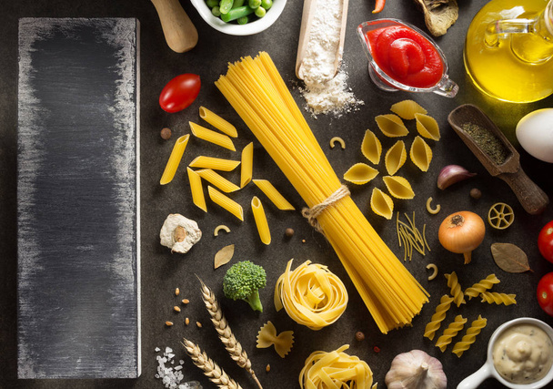 pasta and food ingredient on table - Foto, imagen
