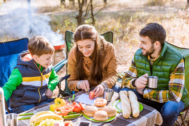Happy family on picnic - Foto, Bild
