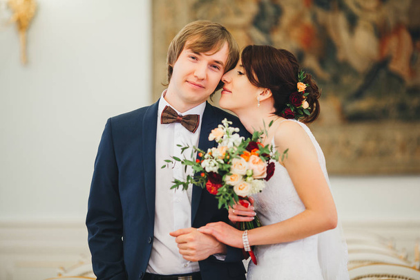Happy bride and groom on their wedding - Valokuva, kuva
