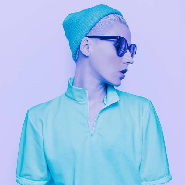 Fluorescent Lady hipster style fashion - Foto, afbeelding