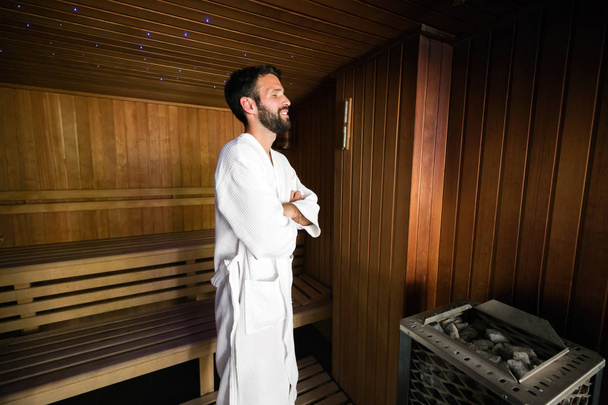 Man enjoying sauna health benefits - Zdjęcie, obraz