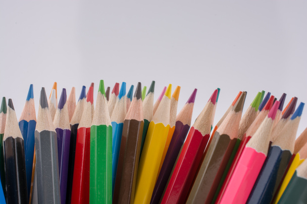 Çeşitli renk renkli kalemler - Fotoğraf, Görsel