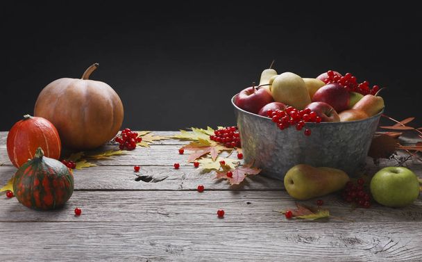 Herbst-Ernte und Erntedankkarte Hintergrund - Foto, Bild