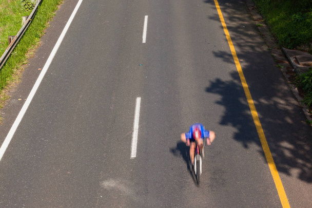 Cyclist Speed-Blur
 - Фото, изображение