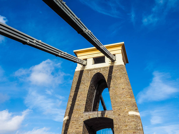 Подвесной мост Клифтона в Бристоле
 - Фото, изображение