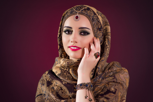 Muslim woman with nice jewellery - Photo, Image
