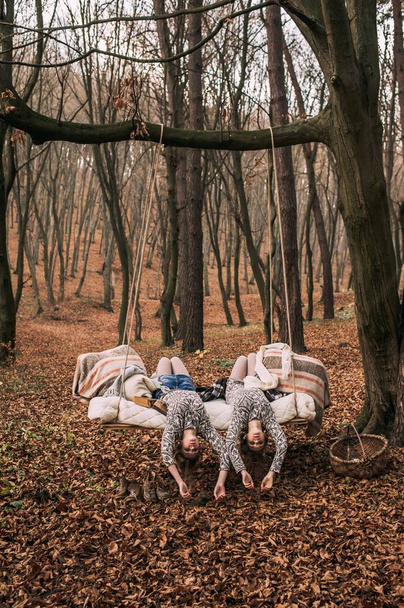 twins in autumn forest - Fotoğraf, Görsel