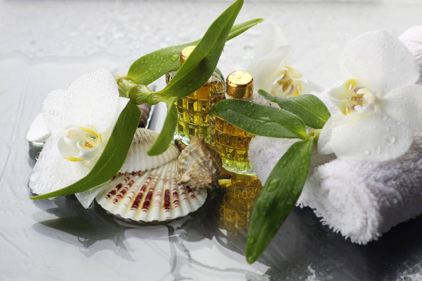Toalla verde orquídea spa
 - Foto, Imagen