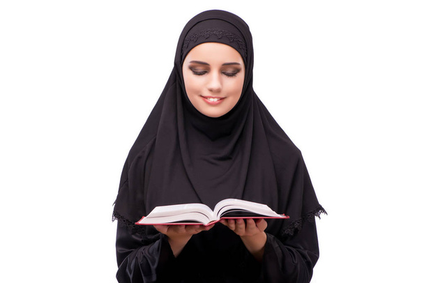 Muszlim nő elszigetelt fehér fekete ruha - Fotó, kép