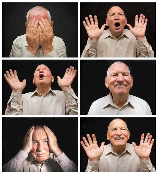 der alte Mann mit Emotionen auf dunklem Hintergrund - Foto, Bild