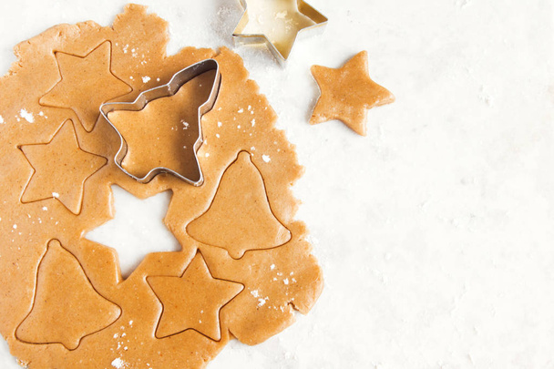 Preparing Christmas gingerbread  - Foto, Imagem