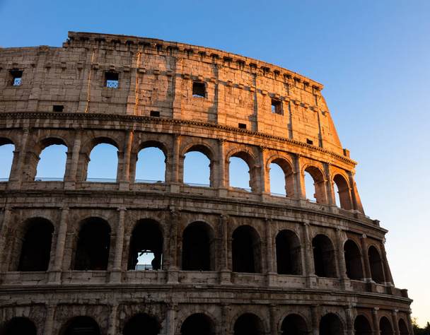  Coliseo (Roma. De Italia. Europa
 - Foto, imagen
