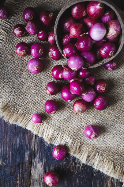 Фиолетовый лук-шалот
 - Фото, изображение