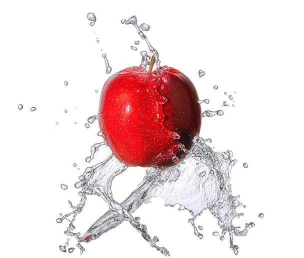 Water splash with apple isolated - Fotografie, Obrázek
