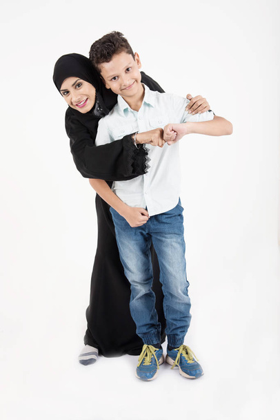 Happy Arab Family - Valokuva, kuva