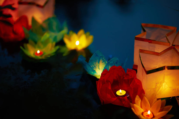 Festival van water lantaarns - Foto, afbeelding