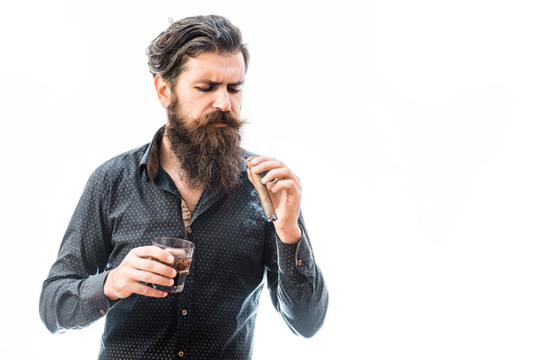 man with cigar and whiskey - Foto, imagen