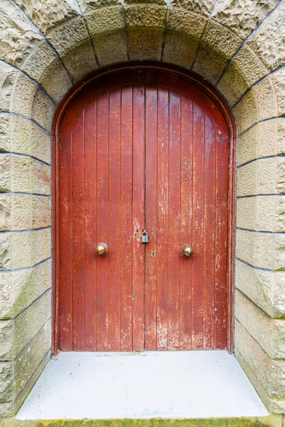 staré červené dveře - Fotografie, Obrázek