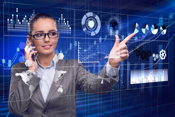 Businesswoman in online stock trading business concept - Foto, Imagem