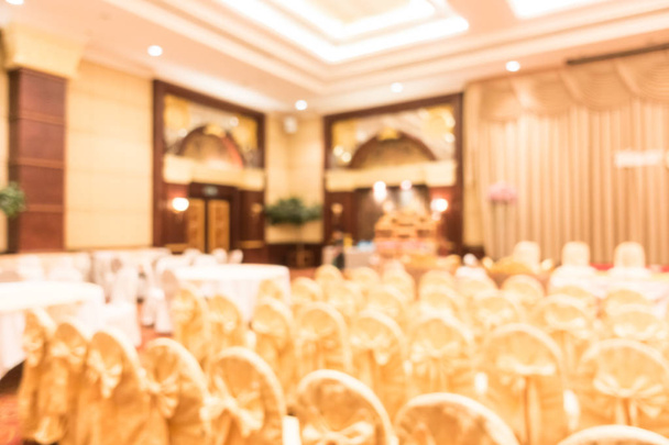 Абстрактный размытый свадебный зал
 - Фото, изображение