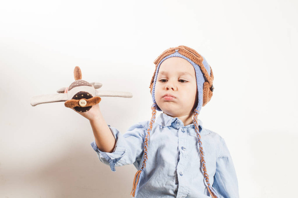küçük çocuk pilot - Fotoğraf, Görsel