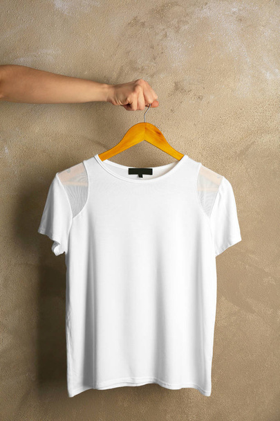Blank white t-shirt - 写真・画像