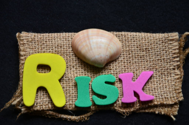 slovo riziko na abstraktní - Fotografie, Obrázek