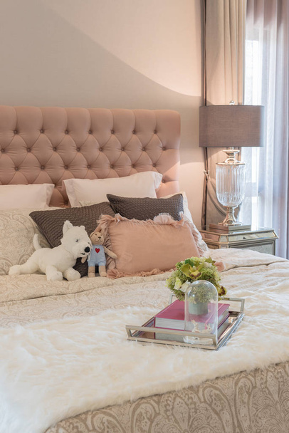 luxury bedroom design with classic lamp - Fotó, kép