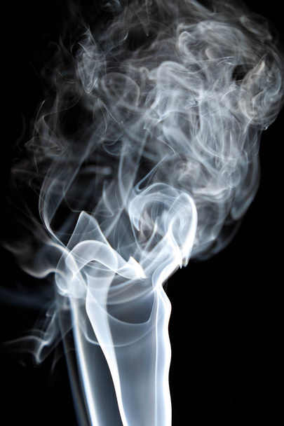 煙の抽象的な背景の曲線と波 - 写真・画像