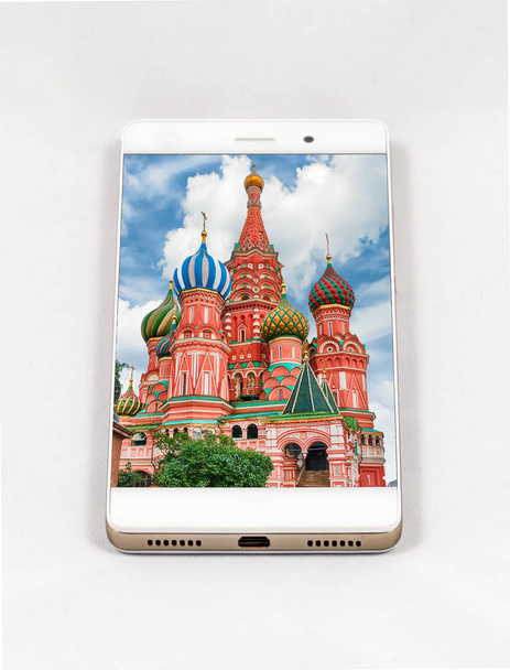 modernes Smartphone mit Vollbild-Bild von Moskau, Russland - Foto, Bild