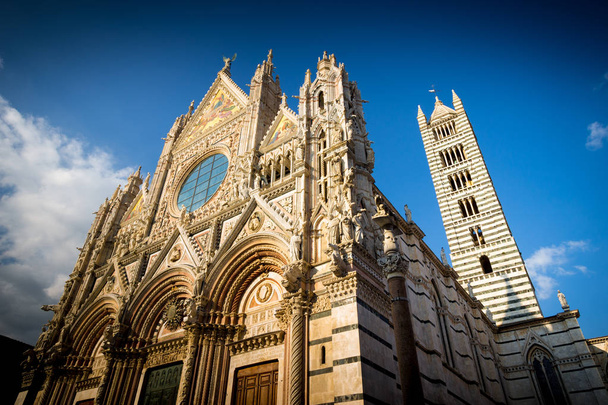 Duomo de Siena, Italia
 - Foto, imagen